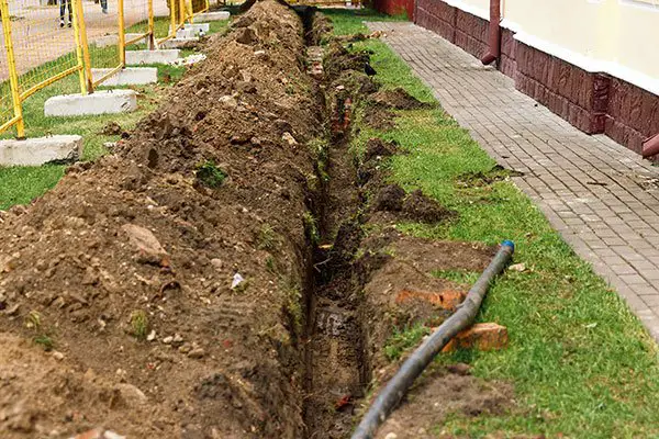 digging trench